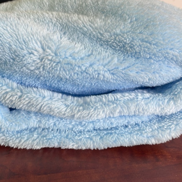 Daddy Loves Me Cuddly Blanket - Picture 6 of 7